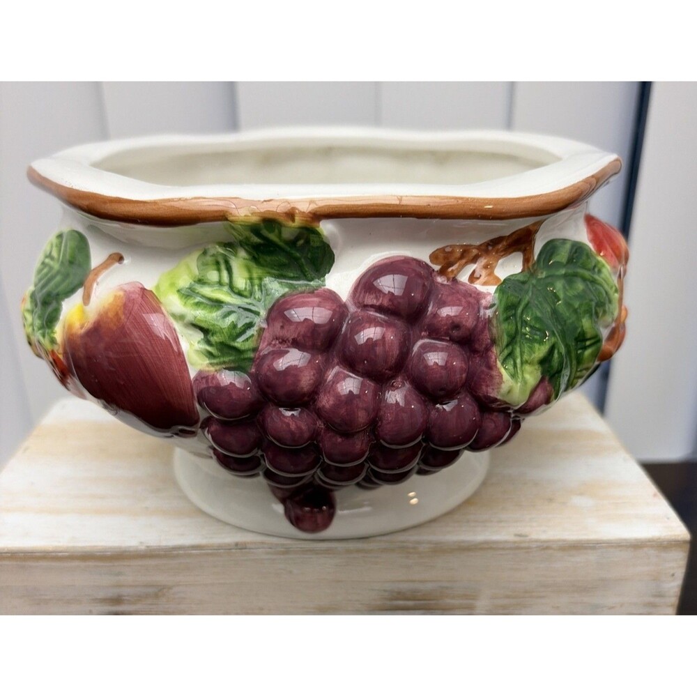 AAA Imports Decoware Fine Pottery Ceramic fruit covered planter/fruit bowl